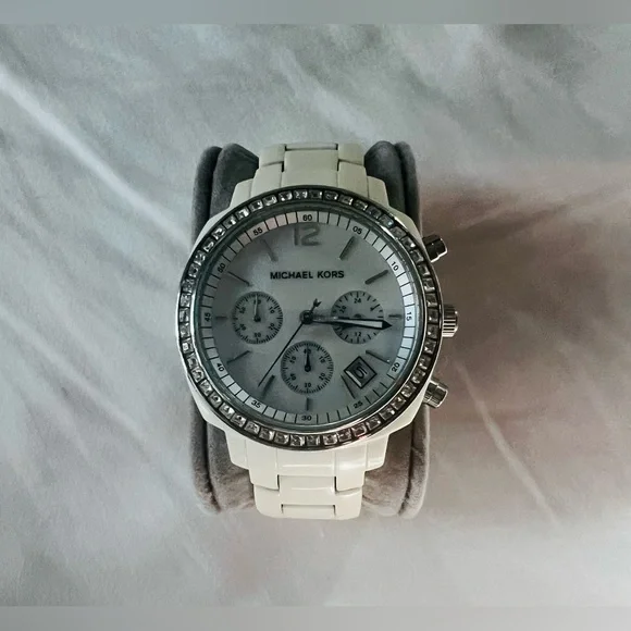 Michael Kors Silver and White Chronograph Watch s-l400.jpg main image 4